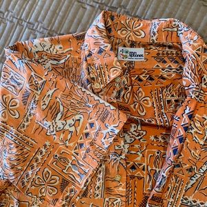 Fabulous Reyn Spooner authentic Hawaiian shirt!